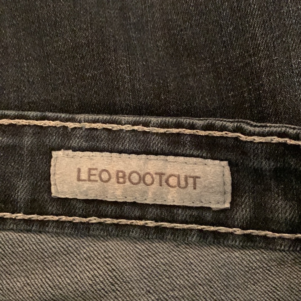 Daytrip Jeans - Picture 6 of 10